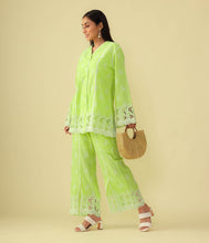 Load image into Gallery viewer, Lush Green 3pc Kurta Set
